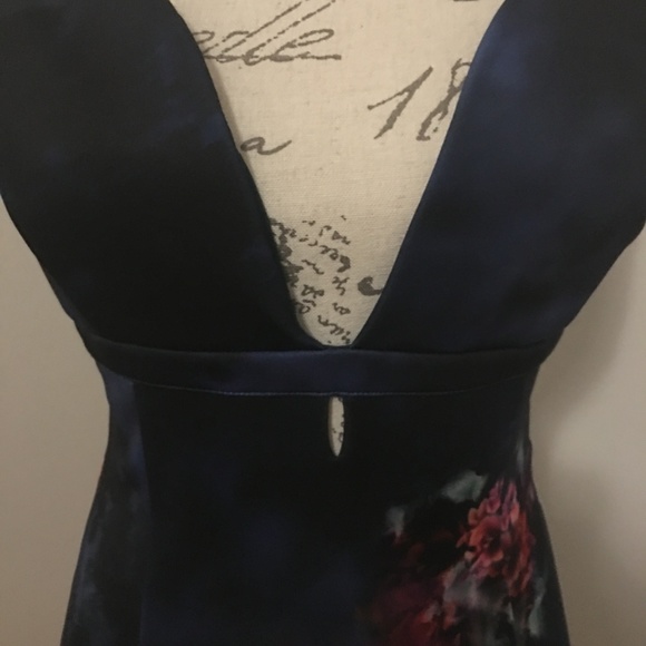 BeBe Scuba bodycon midi dress NWT - Picture 4 of 7